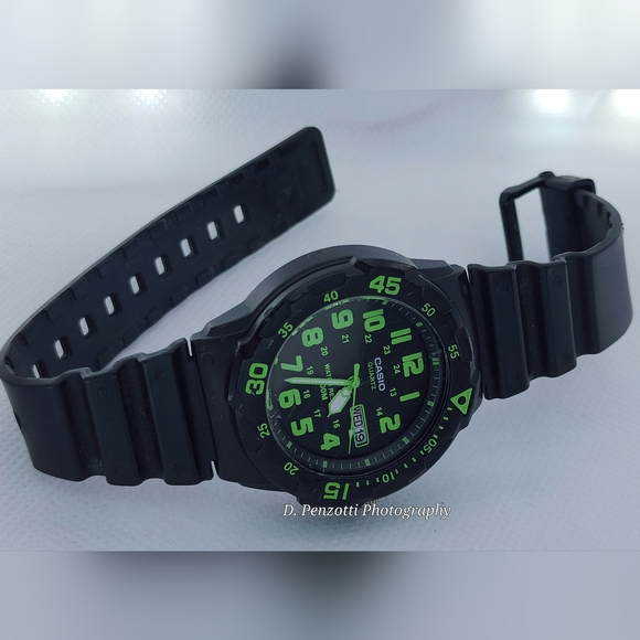 CASIO watch - Picture 4 of 16